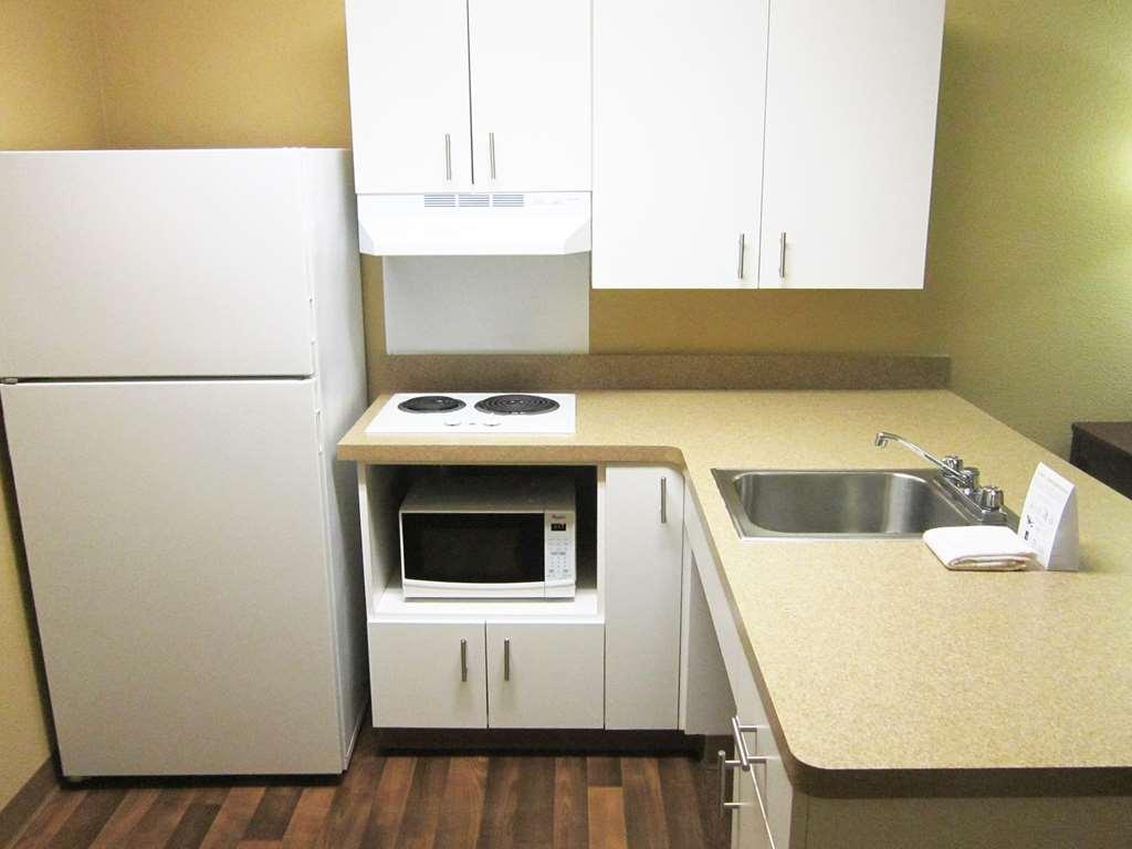 Extended Stay America Suites - Boston - Брейнтри Номер фото