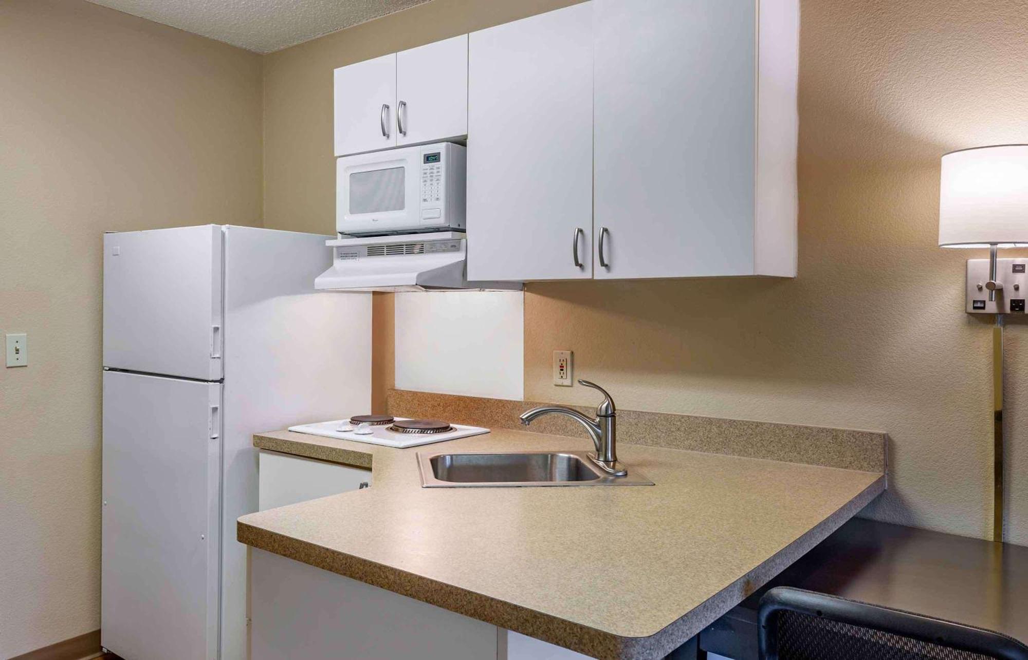 Extended Stay America Suites - Boston - Брейнтри Экстерьер фото