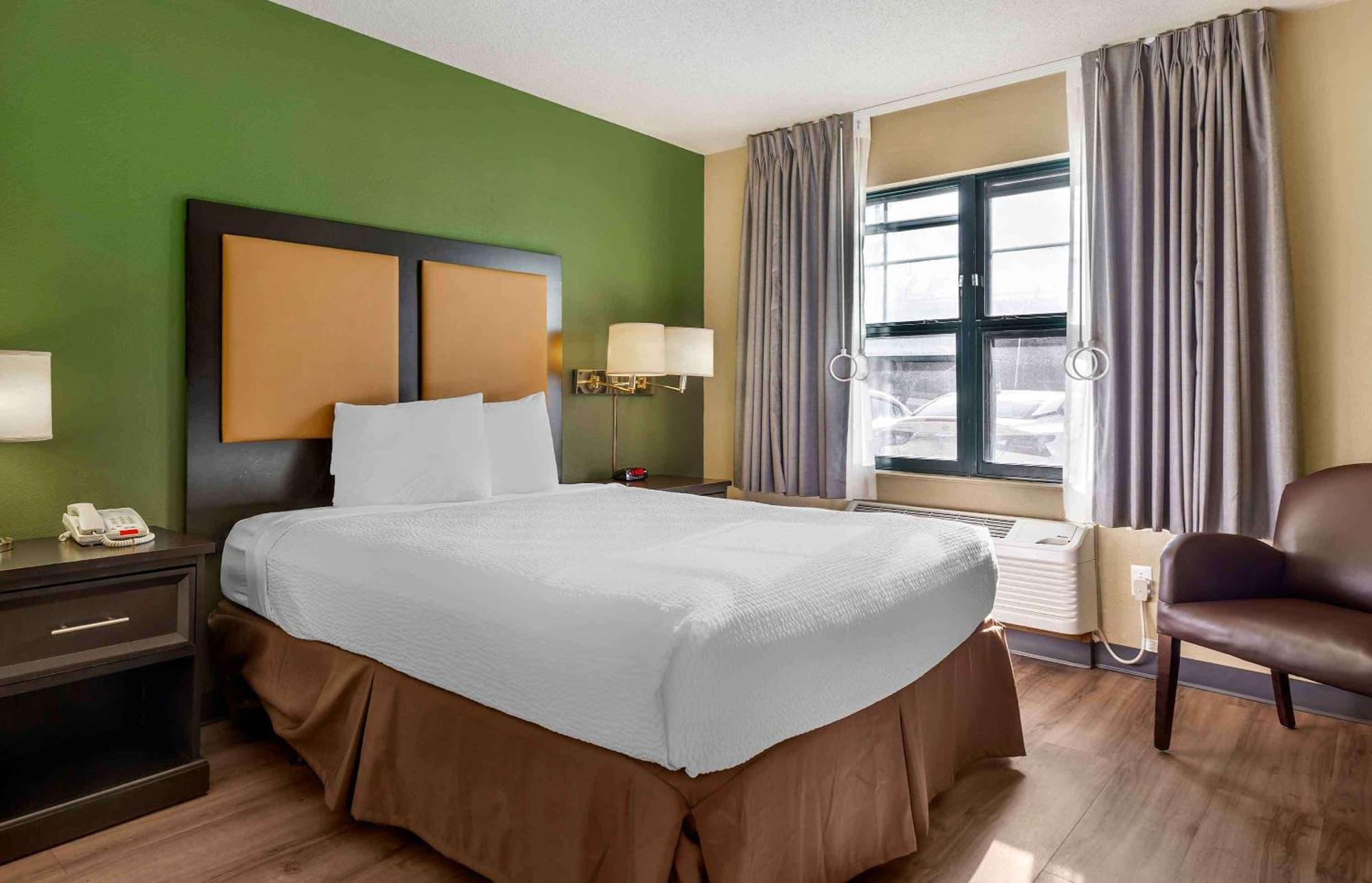Extended Stay America Suites - Boston - Брейнтри Экстерьер фото