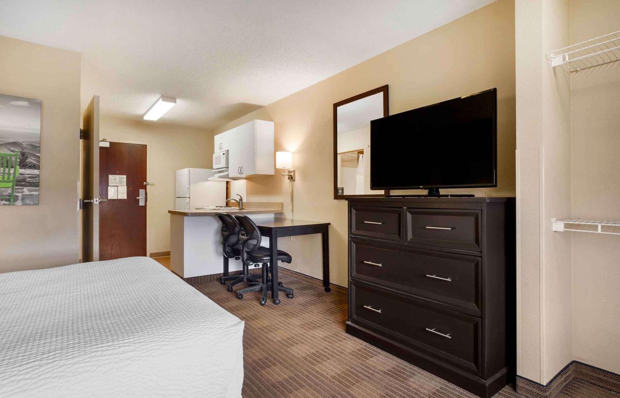 Extended Stay America Suites - Boston - Брейнтри Экстерьер фото
