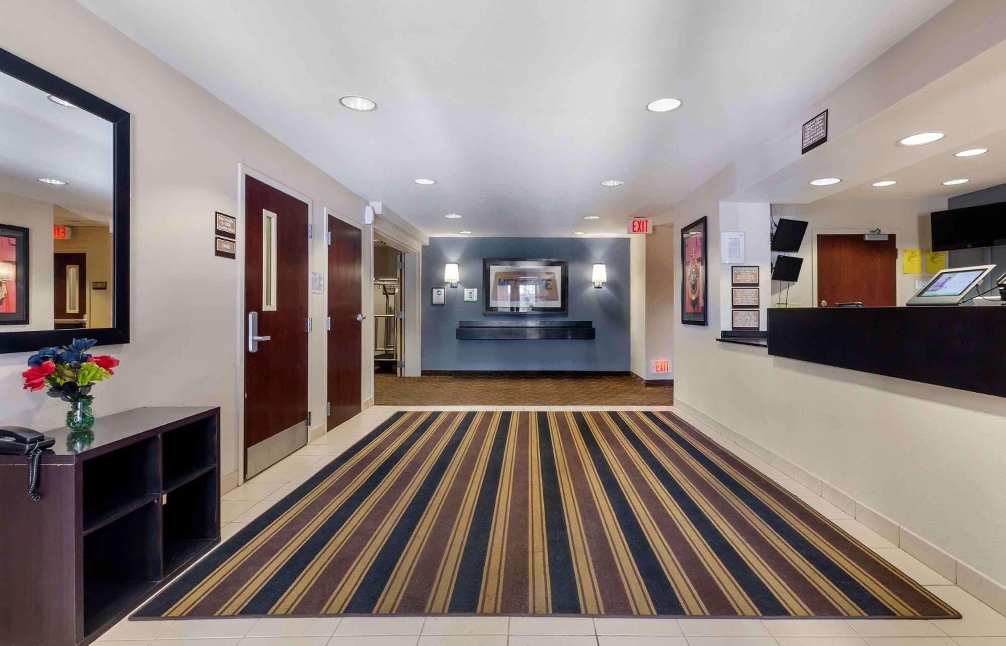 Extended Stay America Suites - Boston - Брейнтри Экстерьер фото