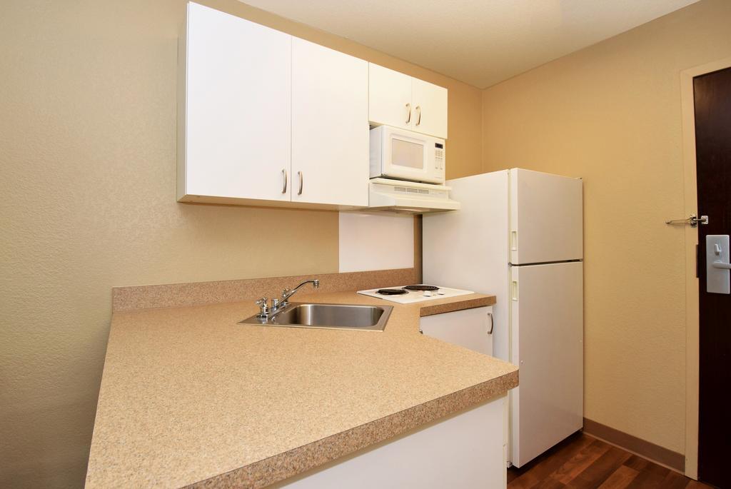 Extended Stay America Suites - Boston - Брейнтри Экстерьер фото