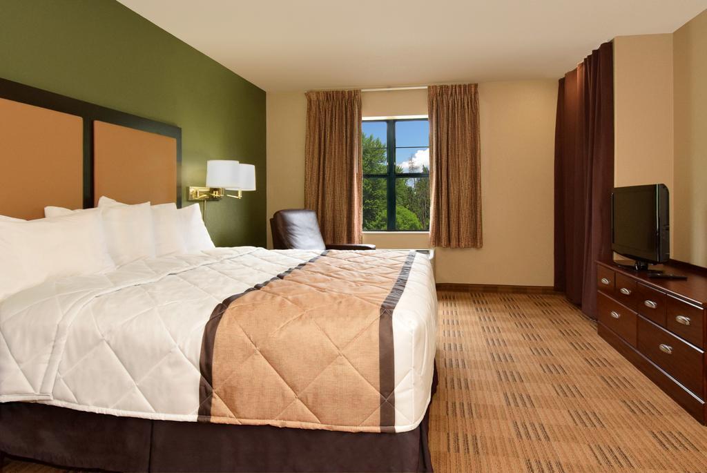 Extended Stay America Suites - Boston - Брейнтри Экстерьер фото